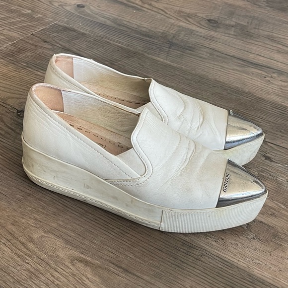 miu miu pointed toe sneakers